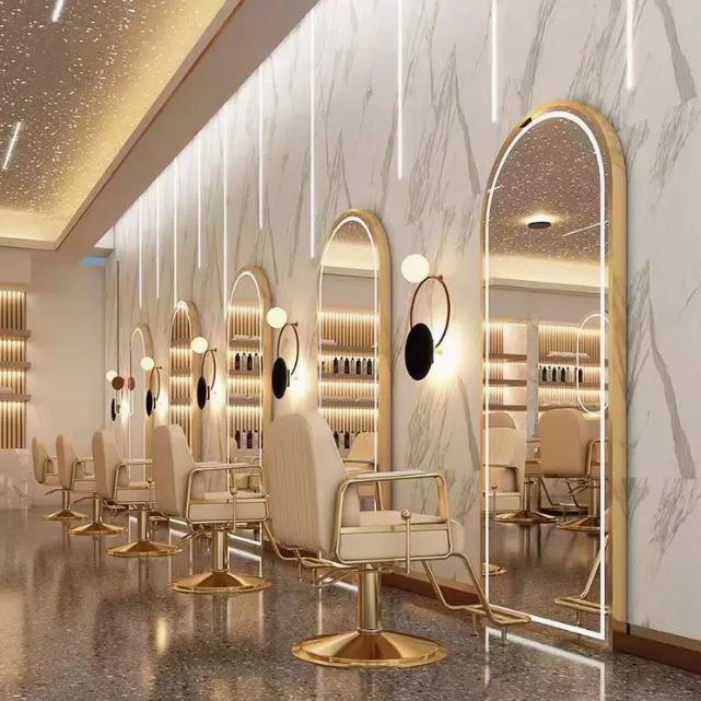 Suasana Luxe Salon yang mewah
